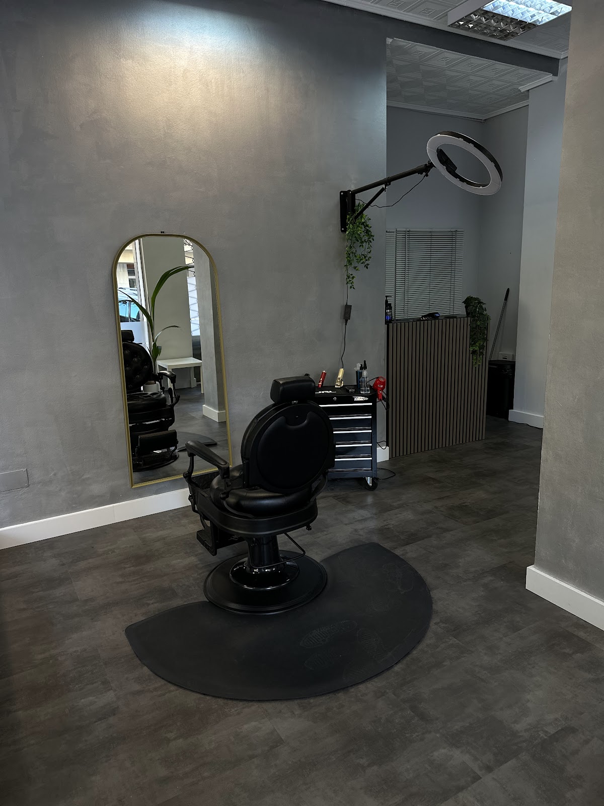 La Guarida Barber Studio