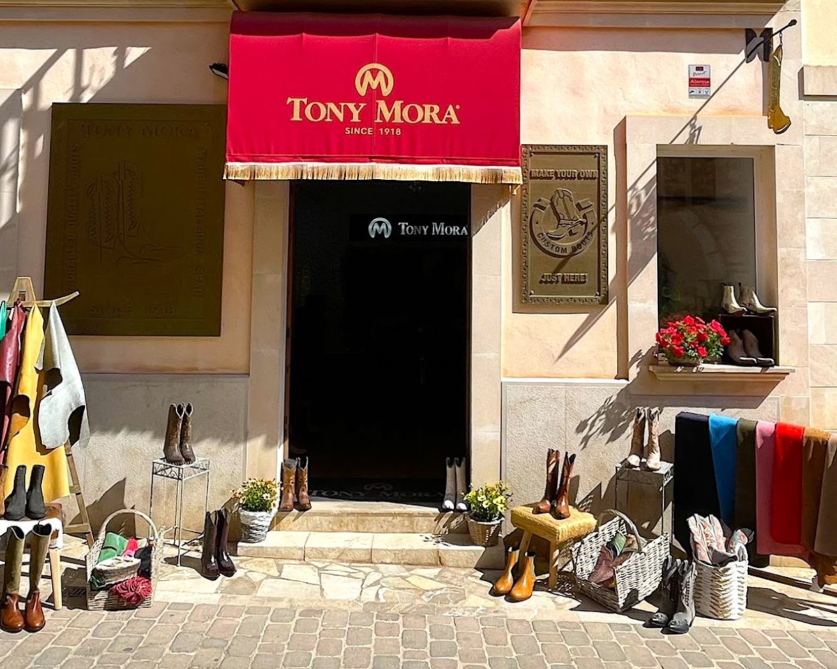 Tony Mora