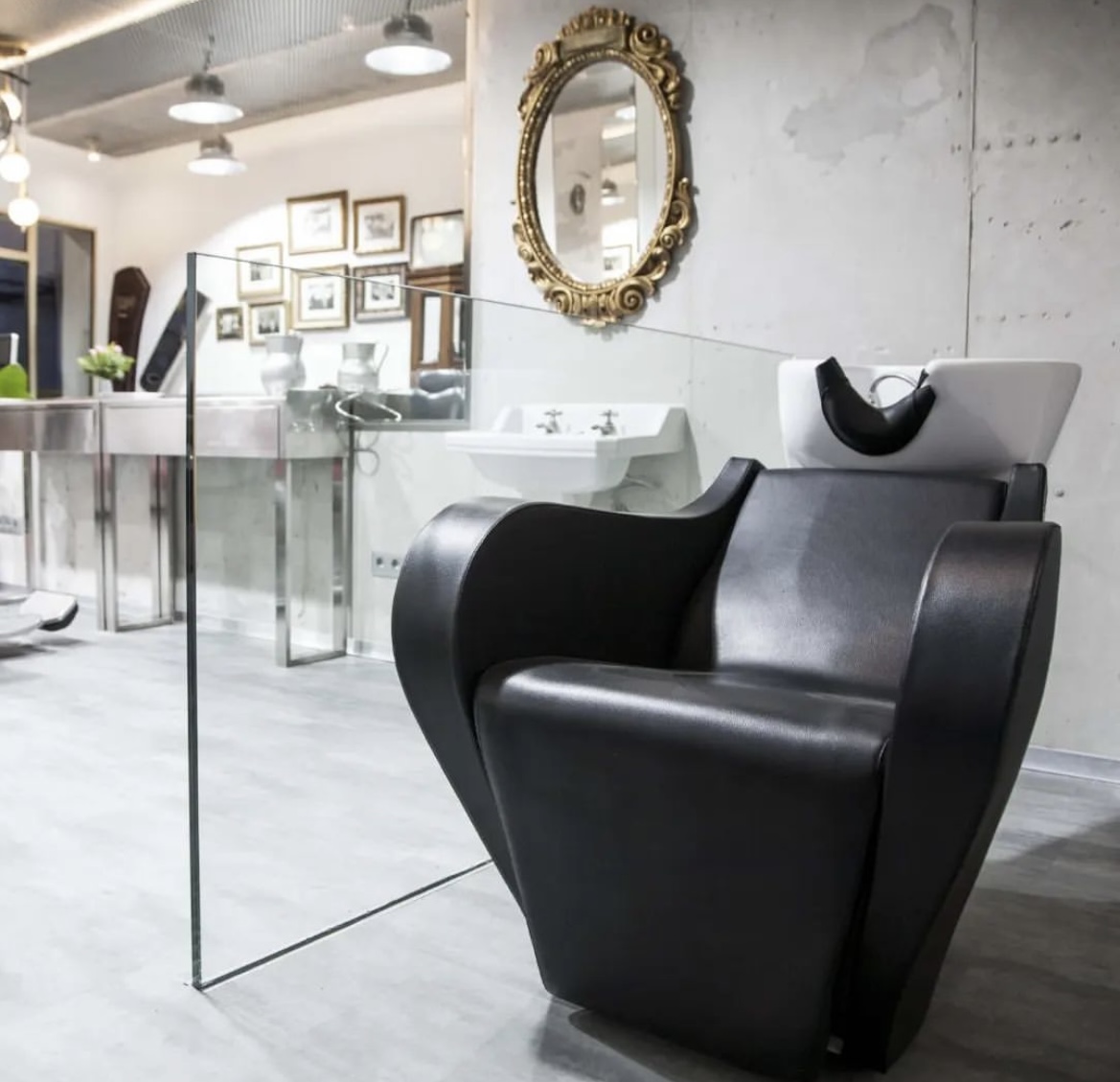 Aiamans Barber
