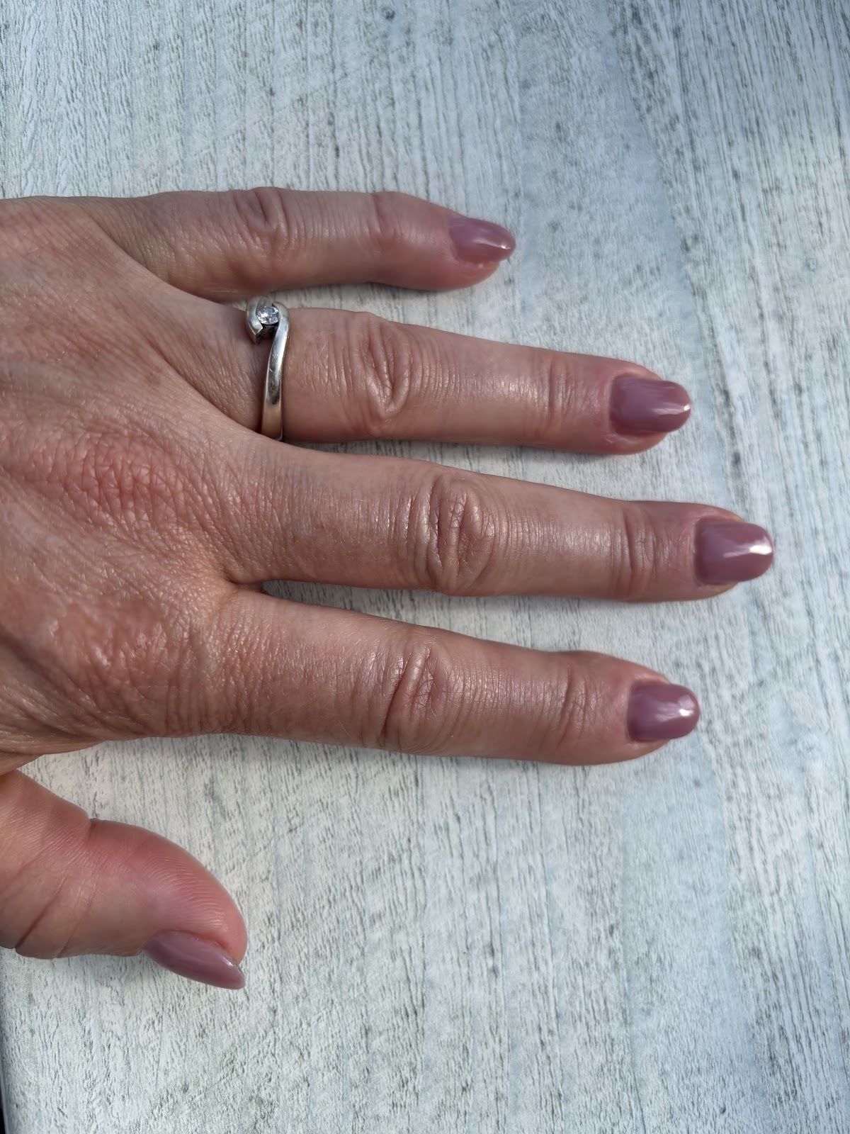 Love. S nails