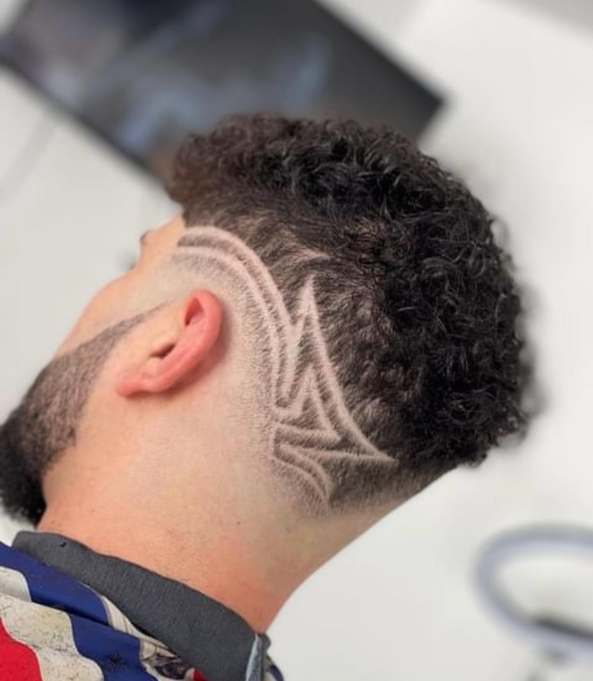Justo The Barber