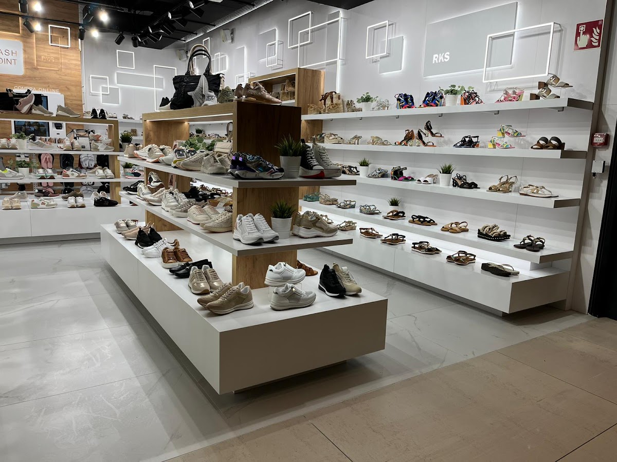 RKS CC PORTO PI Zapatería Mallorca | Schuhgeschäft Islas Baleares