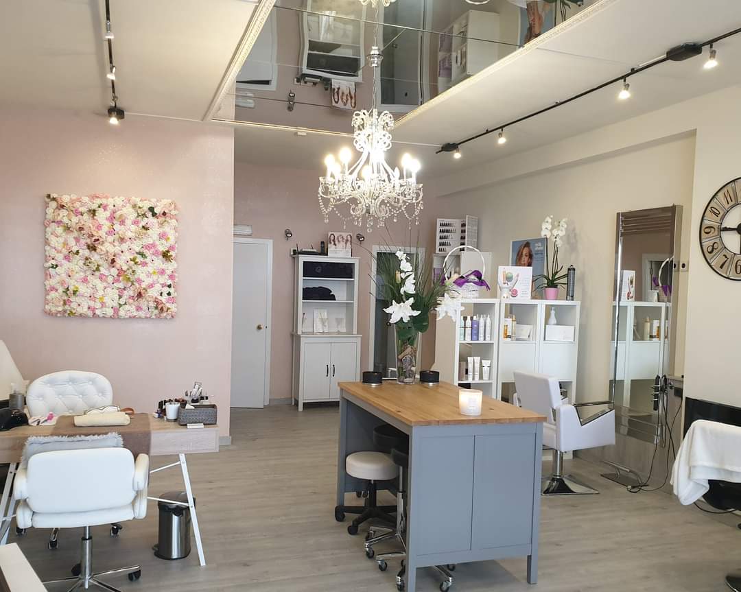 La bella hair and beauty design