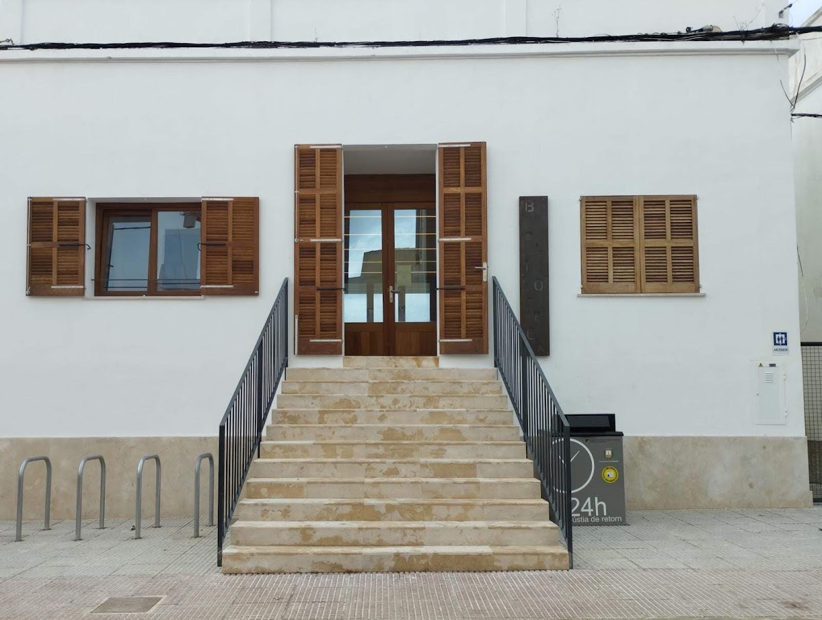 Bibliothek de Portocolom